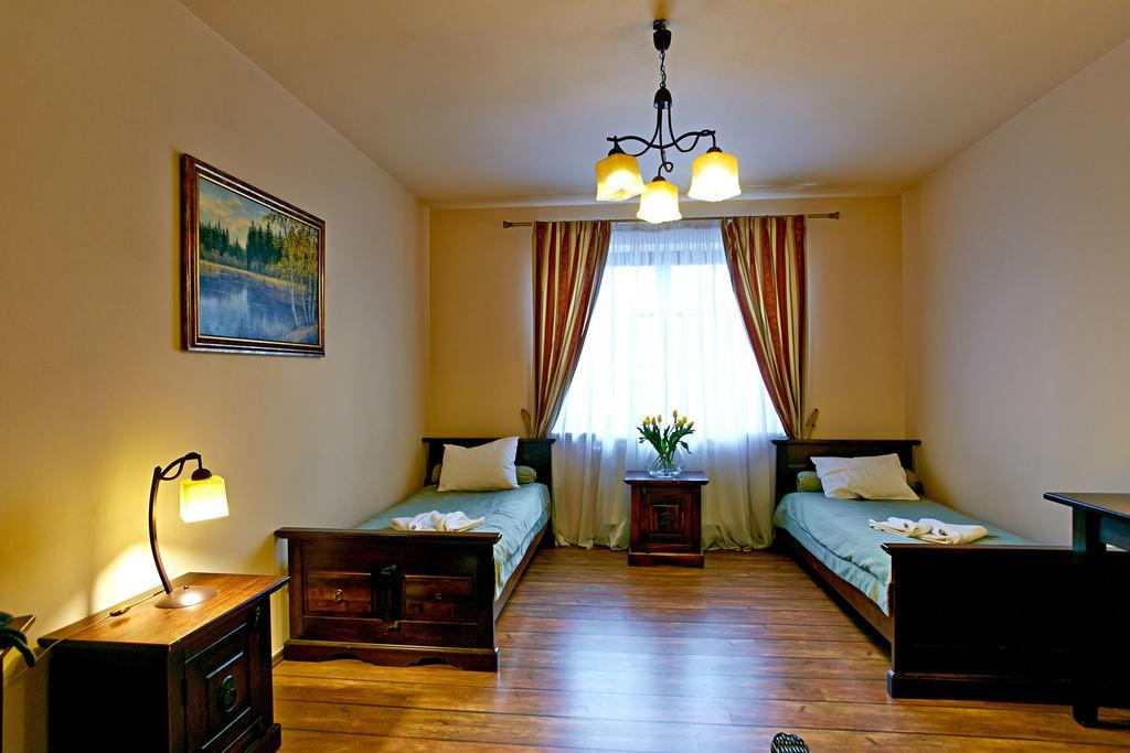 Maranello Villa Отвоцк Экстерьер фото